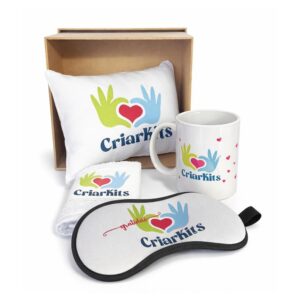 Kit Caixa + Almofadinha + Caneca + Toalhinha + Tapa olhos Personalizados